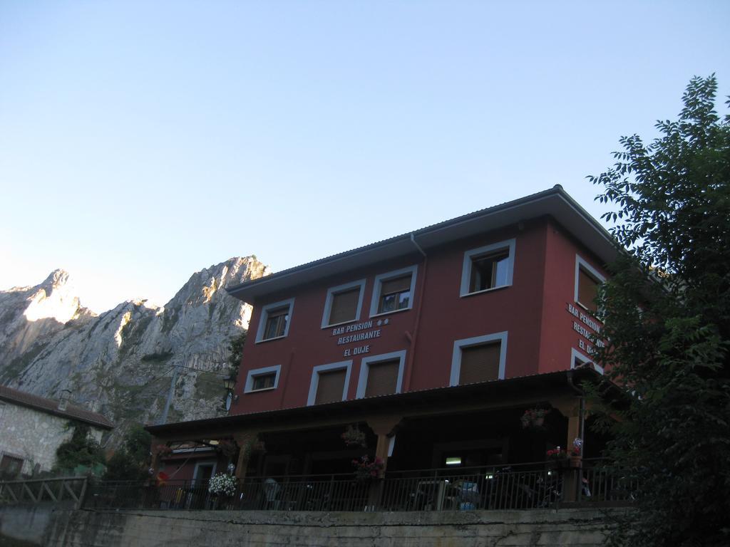 Tielve Hostal El Duje מראה חיצוני תמונה
