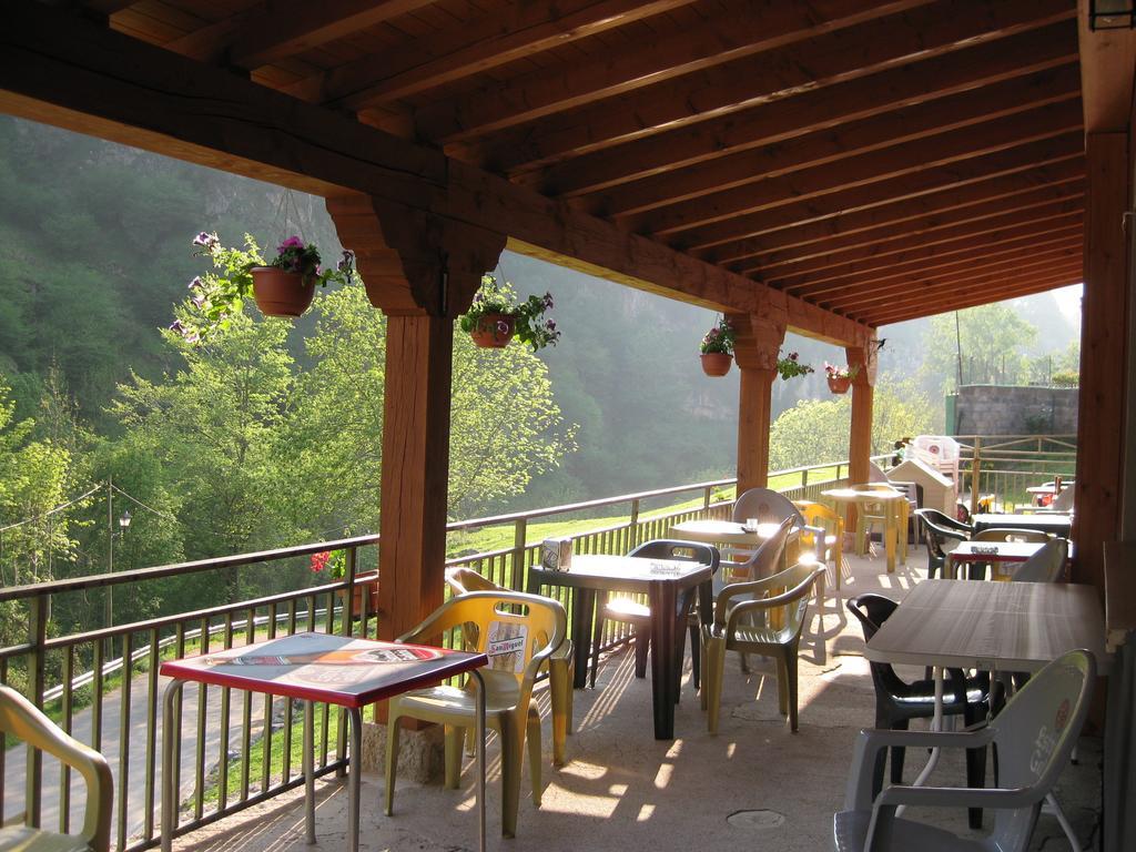 Tielve Hostal El Duje מראה חיצוני תמונה